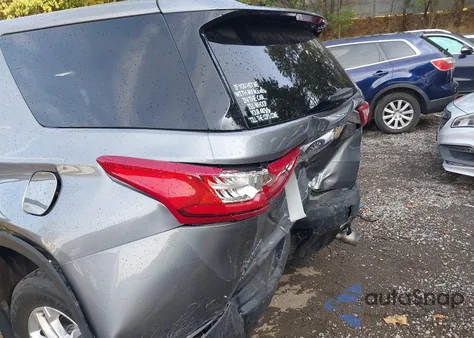 2019 Chevrolet Traverse Ls z USA, uszkodzony, nr VIN 1GNERFKW6KJ215239